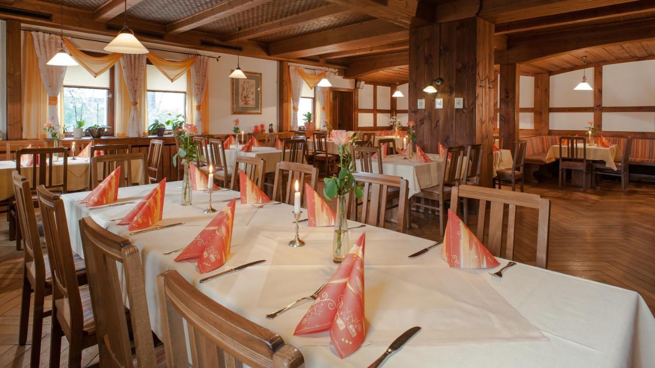Gasthof Sauerteig Rödental Exteriör bild